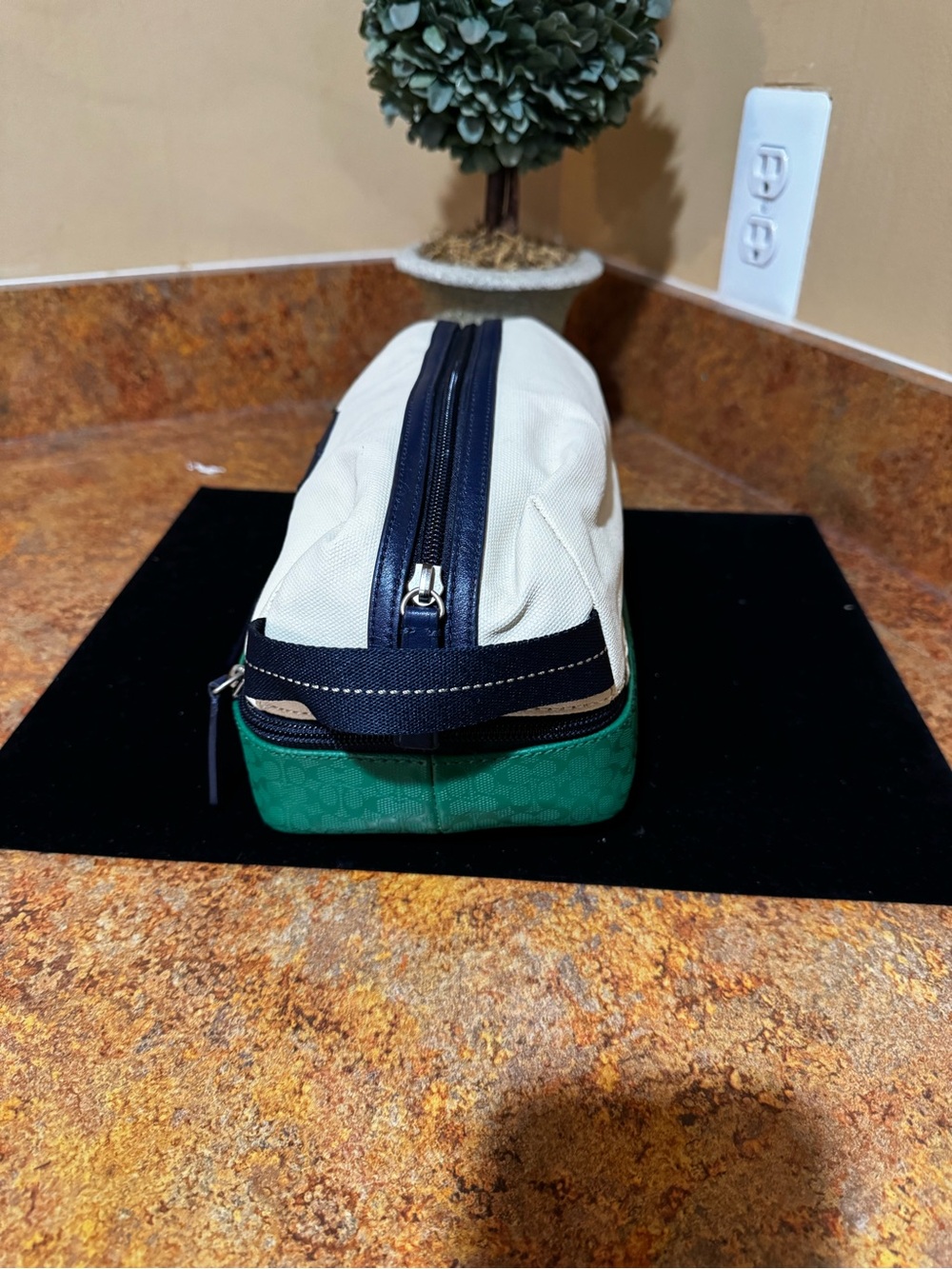 NWOT Coach Heritage Colorblock Double Zip Toiletry Bag Dopp Kit - Picture 2 of 7